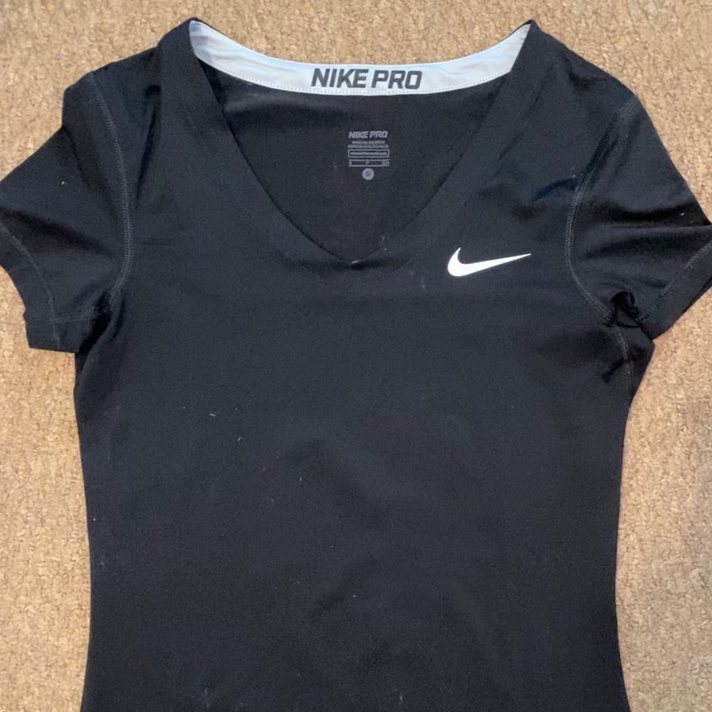 Nike Women’s Dri Fit Shirt